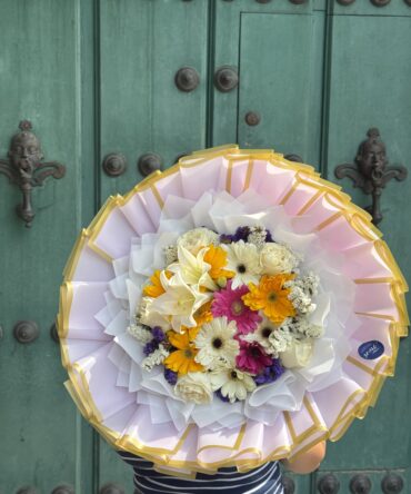 Bouquet de gerberas con azucenas