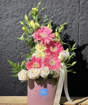 Box floral de gerberas y lisianthus
