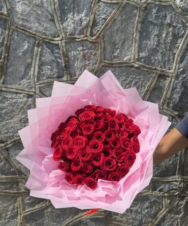 Cincuenta rosas doble papel pink