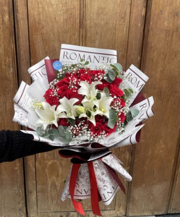 Azucenas con rosas