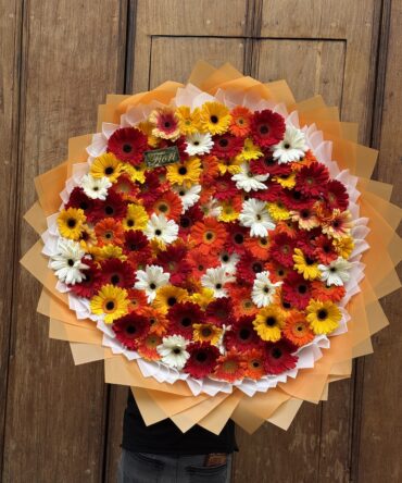 Mega bouquet de cien gerberas tonos primavera
